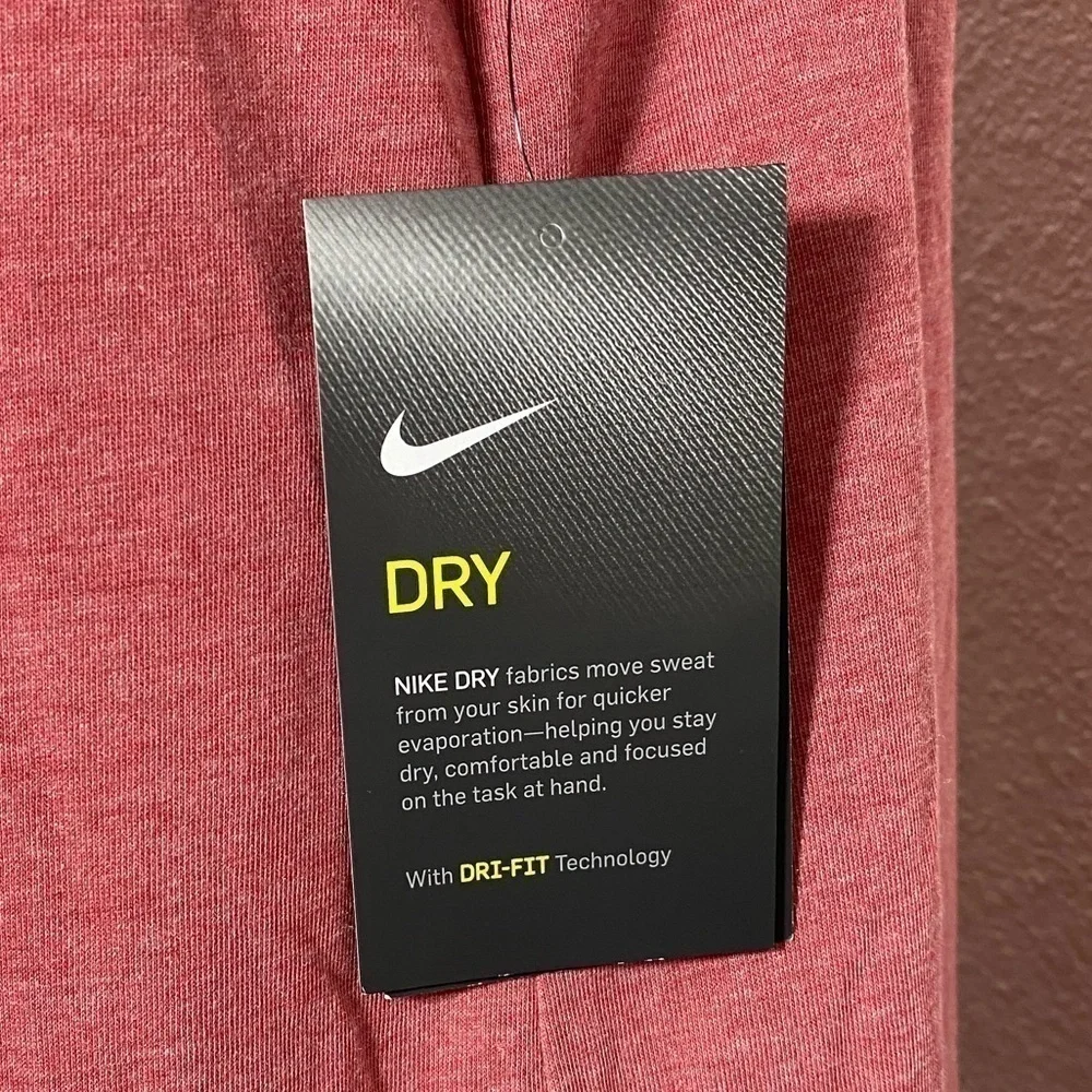 Nike nwt dri